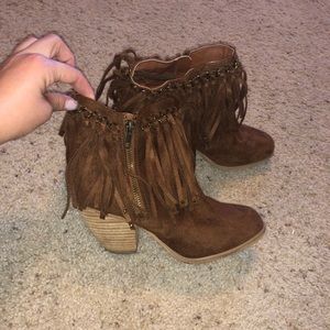 Fringe bootie